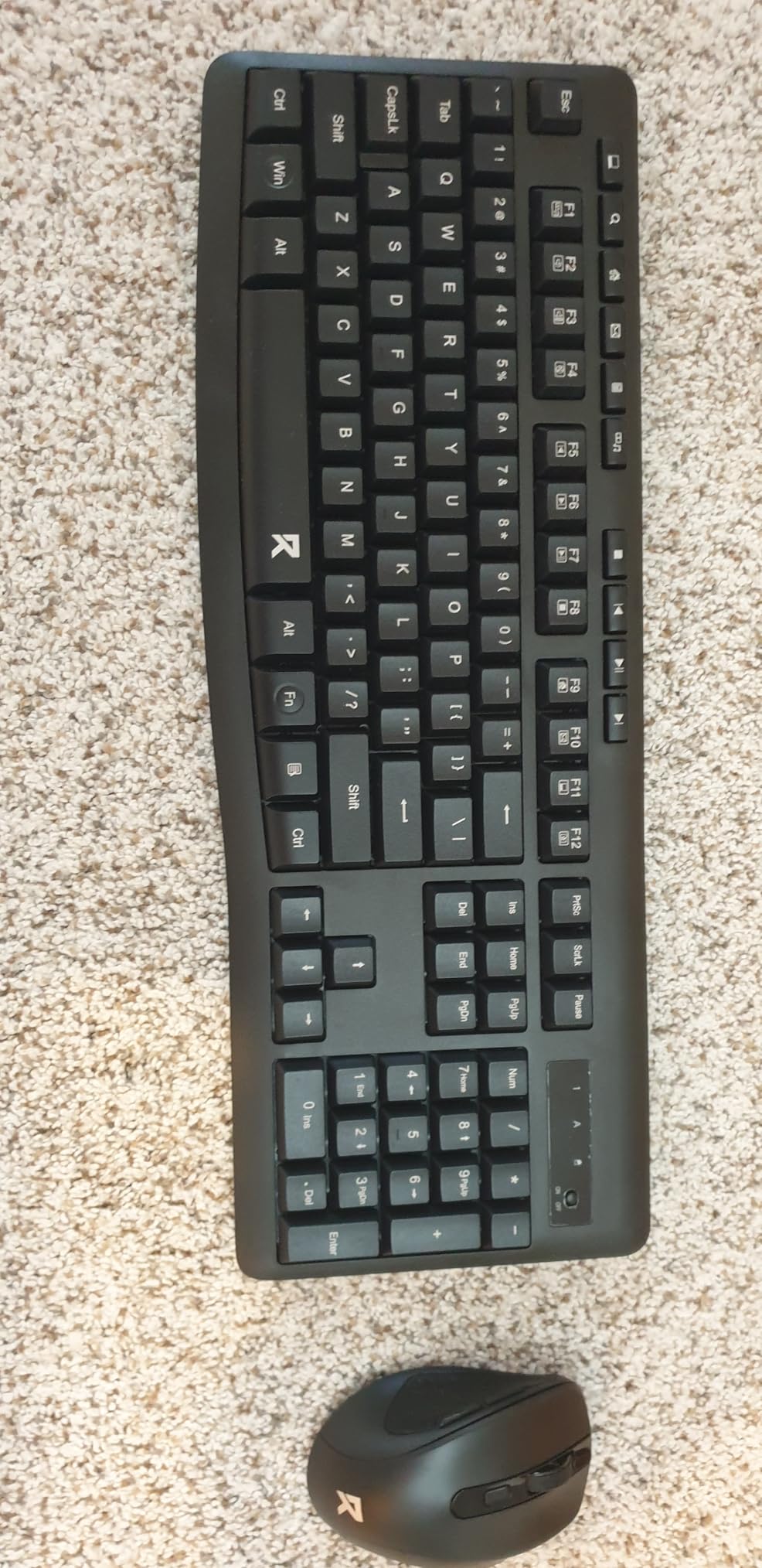 Redragon Wireless Keyboard and Mouse Combo, 2.4G Full-Sized Ergonomic Computer Keyboard and 5 Level DPI Adjustable Wireless Mouse for Windows, Mac OS Desktop/Laptop/PC, BS-7367-B - Customer Photo 3