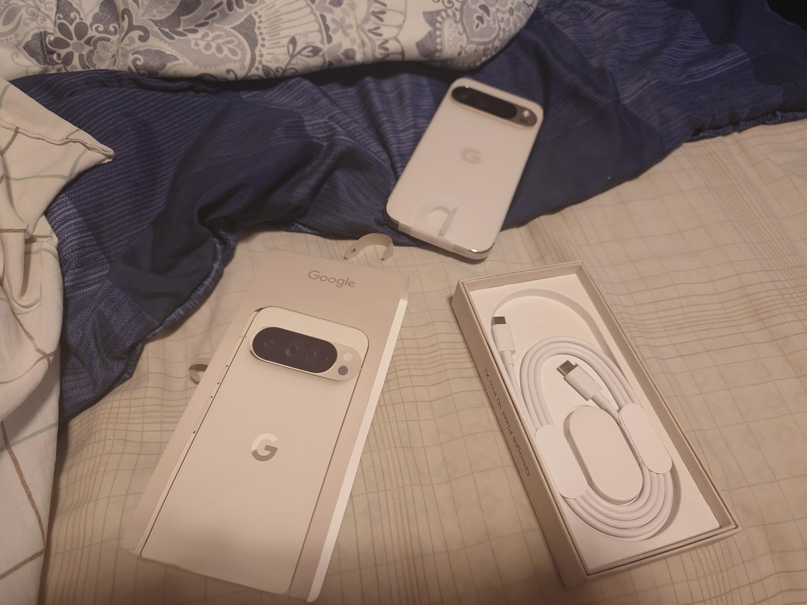 Google Pixel 10 Pro - Unlocked Android Smartphone - Gemini AI Assistant, Triple Rear Camera System, Fast-Charging 24+ Hour Battery, and 6.3