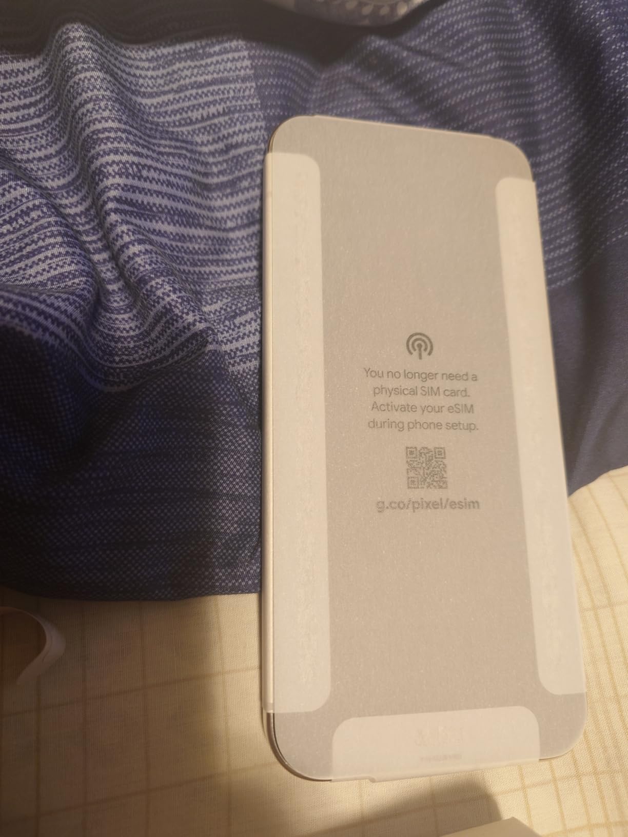 Google Pixel 10 Pro XL - Unlocked Android Smartphone - Gemini AI Assistant, Triple Rear Camera System, Fast-Charging 24+ Hour Battery, and 6.8