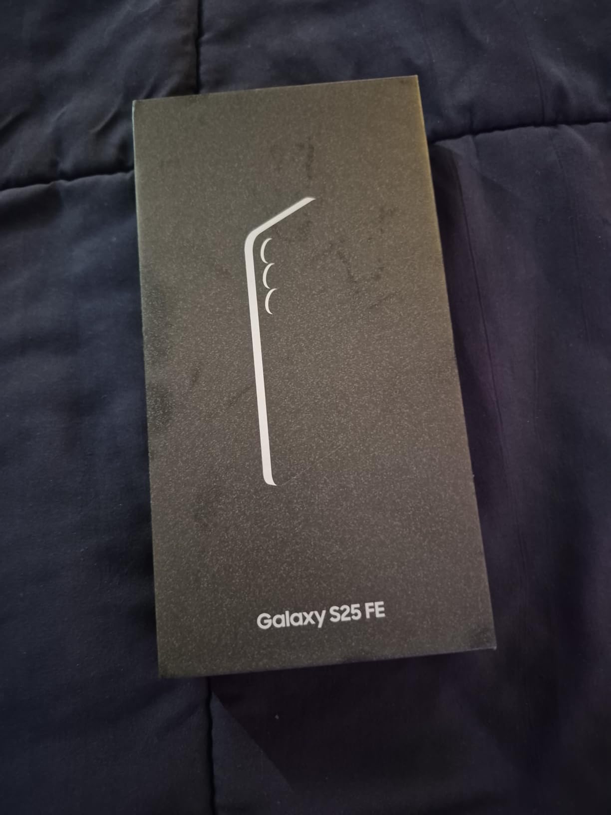 Samsung Galaxy S25 FE Cell Phone (2025), 256GB AI Smartphone, Unlocked Android, Large Display, 4900mAh Battery, High Res-Camera, AI Photo Edits, Durable, US 1 Yr Warranty, JetBlack - Customer Photo 1