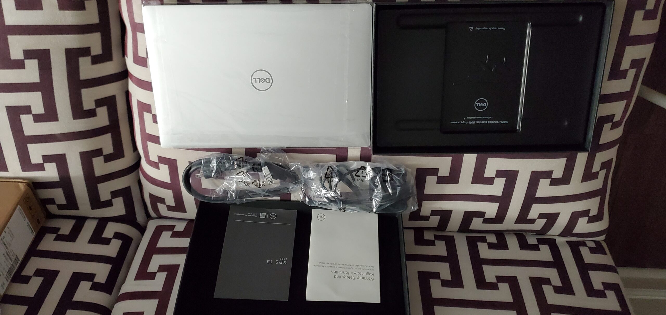 NewestDell XPS 13 9350 Business Laptop AI Copilot+ PC (13.4 NewestDell XPS 13 9350 Business Laptop AI Copilot+ PC (13.4