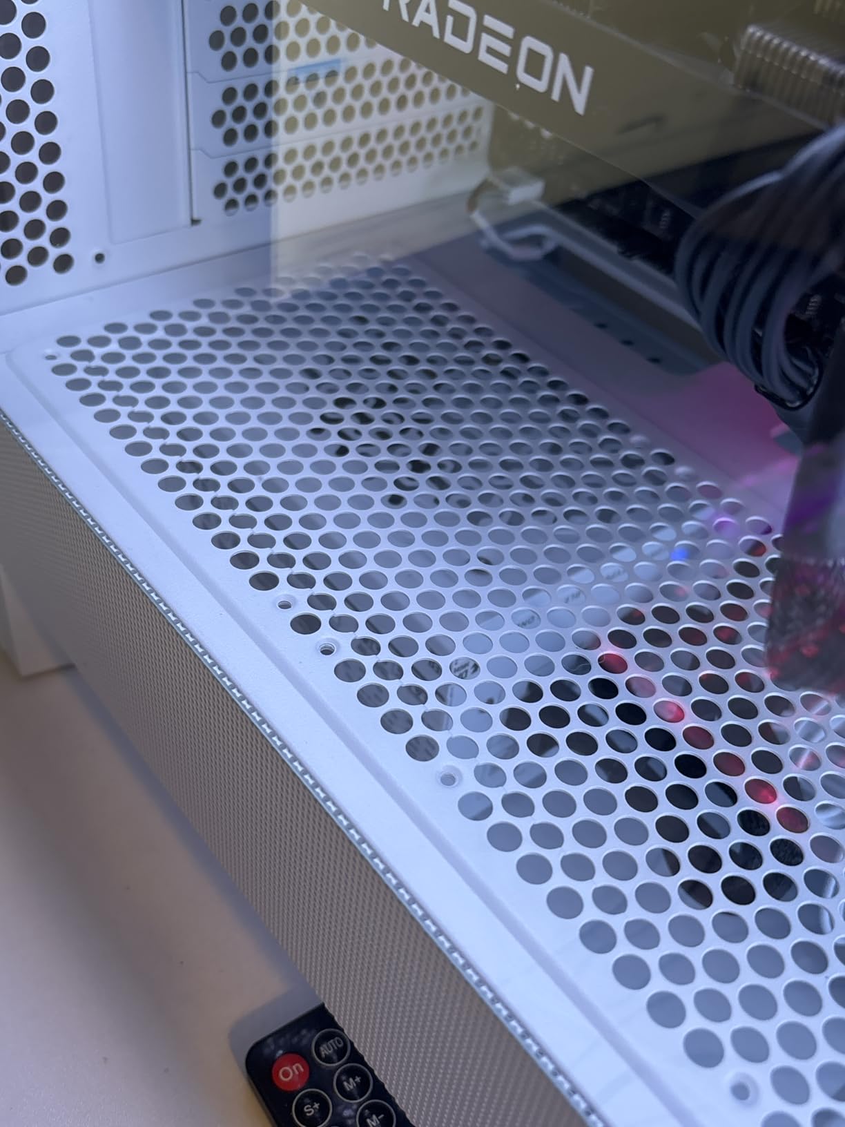 CORSAIR RM850e ATX 3.1 PCIe 5.1 Ready Fully Modular 850W Power Supply – 12V-2x6 Cable Included, Cybenetics Gold Efficiency, 105°C-Rated Capacitors, Modern Standby Mode – Black Customer Review CORSAIR RM850e ATX 3.1 PCIe 5.1 Ready Fully Modular 850W Power Supply – 12V-2x6 Cable Included, Cybenetics Gold Efficiency, 105°C-Rated Capacitors, Modern Standby Mode – Black - Customer Photo 2