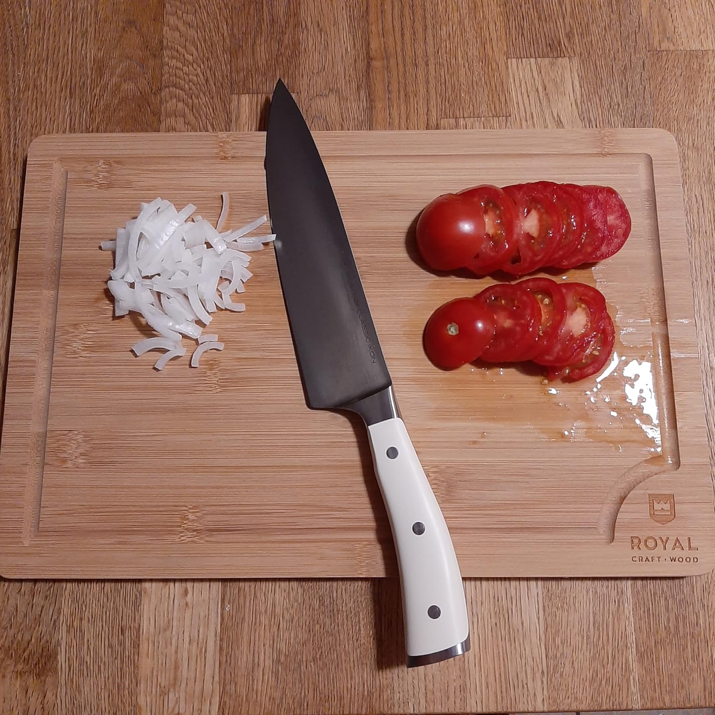 ROYAL CRAFT WOOD Cutting Board Set - Luxurious House Warming Gifts for New Home - Basket for First/New Home Owner with Towel, Apron - Ideal Welcome and Housewarming Presents for Homeowners - Customer Photo 2