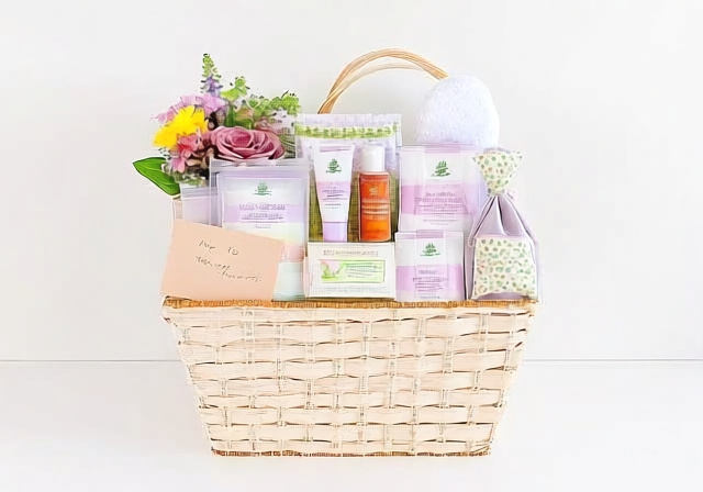 New Mom Gift Basket: 12 Essential Items for Postpartum Care - PropelRC