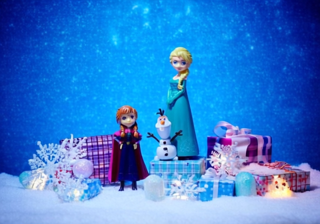 Frozen Gift Ideas: 12 Magical Presents Disney Fans Will Love in 2025 - PropelRC