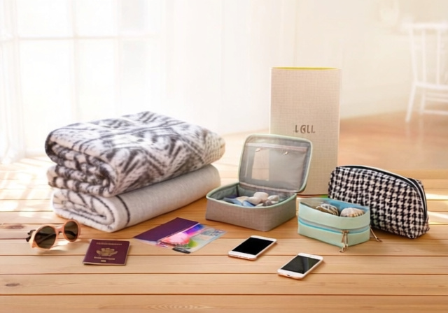 15 Best Travel Gifts For Her: Expert-Tested Essentials - PropelRC