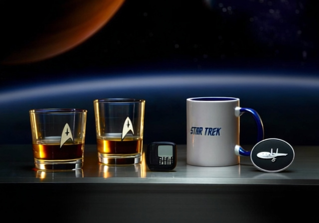 15 Best Star Trek Gifts for Trekkies [cy] - Ultimate Fan Guide - PropelRC