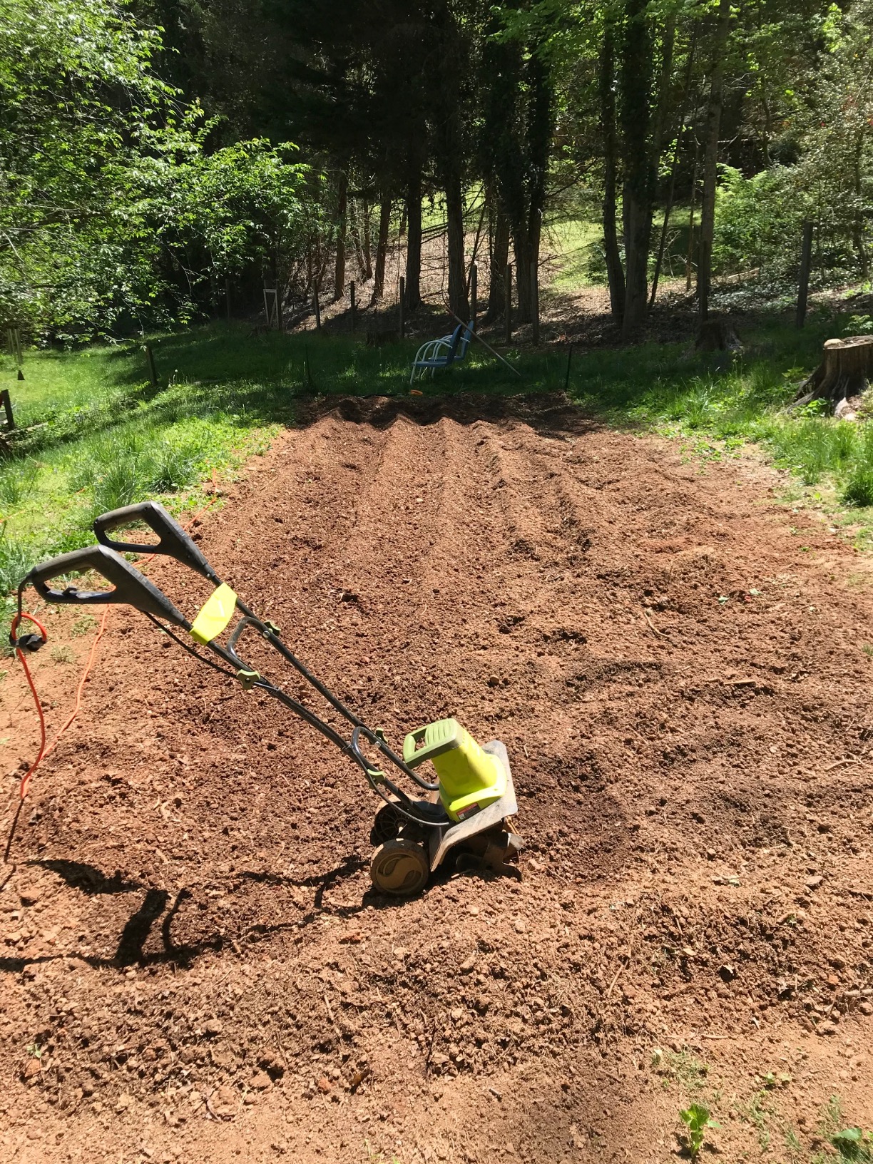 Sun Joe Corded Electric Garden Tiller & Cultivator with Steel Tines, 16 Inch, 13.5-Amp Motor - Heavy-Duty Tilling Machine for Lawn, Yard, and Gardening Care, TJ604E - Customer Photo 2