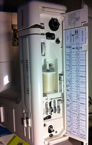 Janome HD3000 Heavy-Duty Sewing Machine with 18 Built-in Stitches + Hard Case customer photo 2