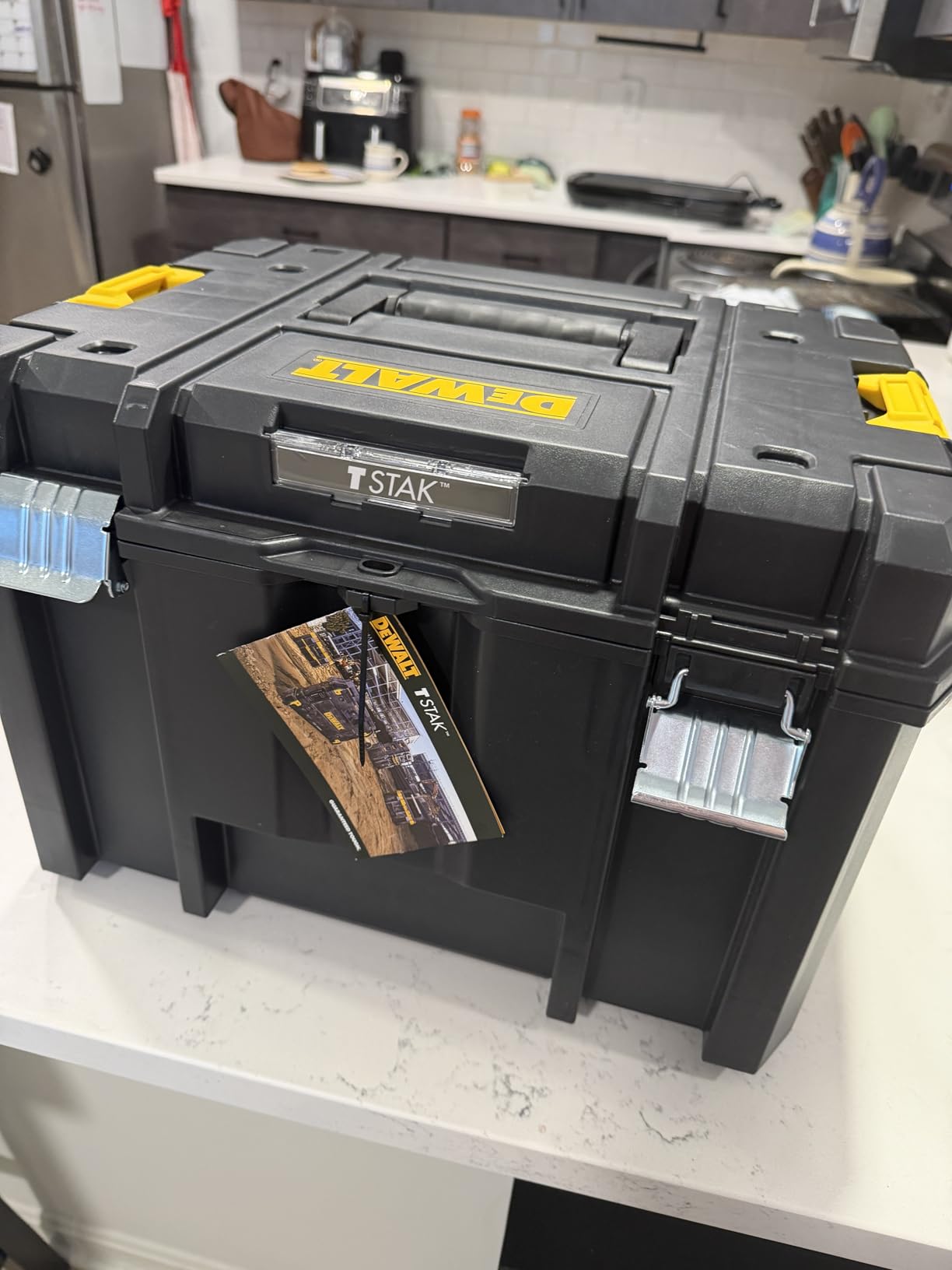 DEWALT TSTAK Tool Box, Extra Large Design, Removable Tray for Easy Access to Tools, Water and Debris Resistant (DWST17806) customer photo 1