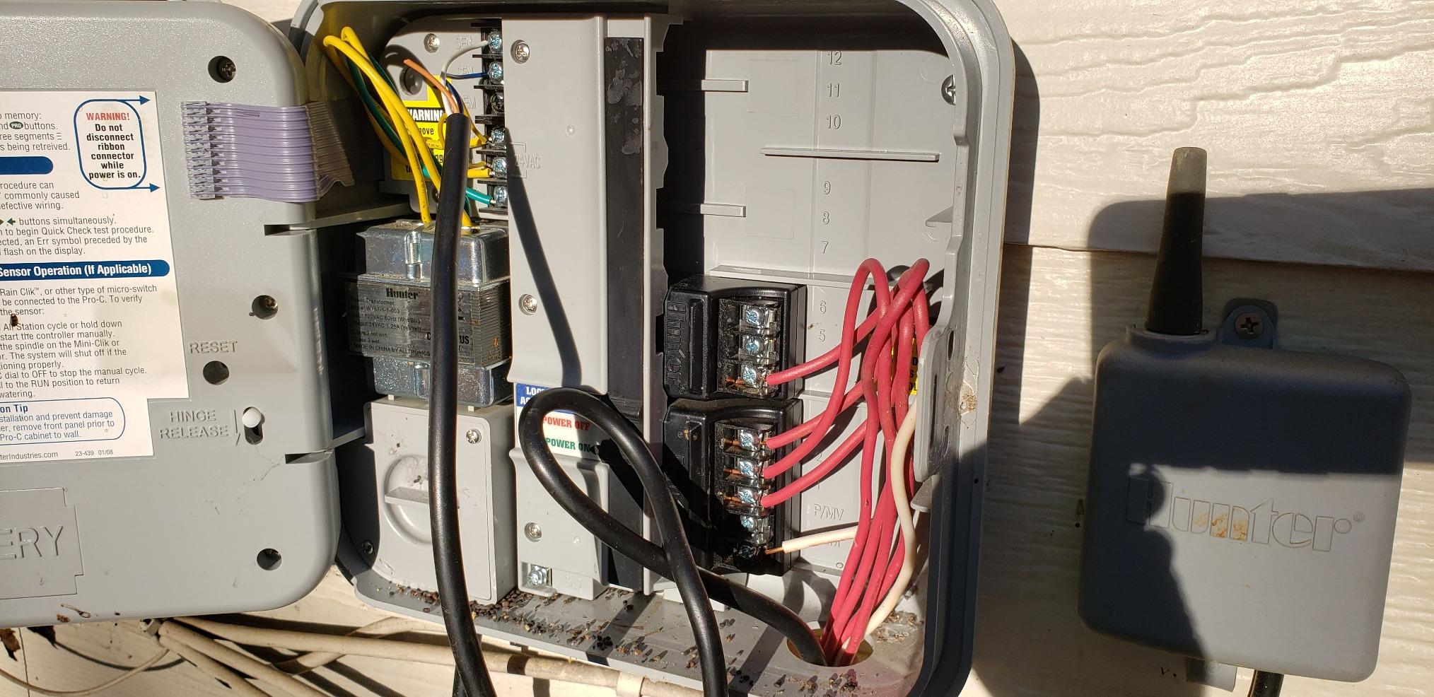 Orbit 57950 B-hyve 12-Zone Smart Indoor/Outdoor Sprinkler Controller customer photo 1