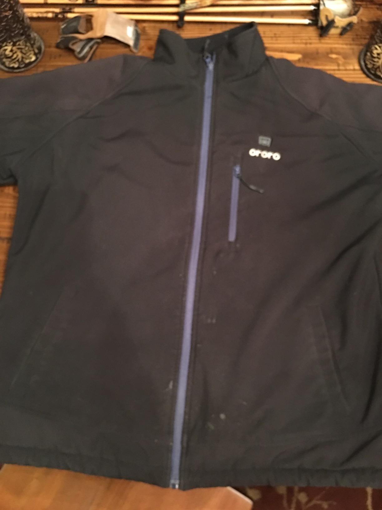 ORORO Men's 4 Heat-Zone Heated Jacket with USB-C Rechargeable Battery, Soft Shell Heated Jacket with Detachable Hood customer photo 2