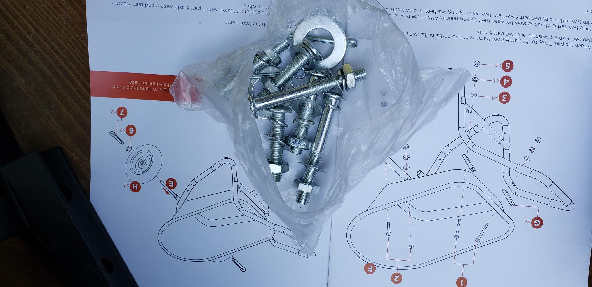 Best Choice Products Dual-Wheel Home Utility Yard Wheelbarrow Garden Cart w/Built-in Stand for Lawn, Gardening, Construction - Green customer photo 2