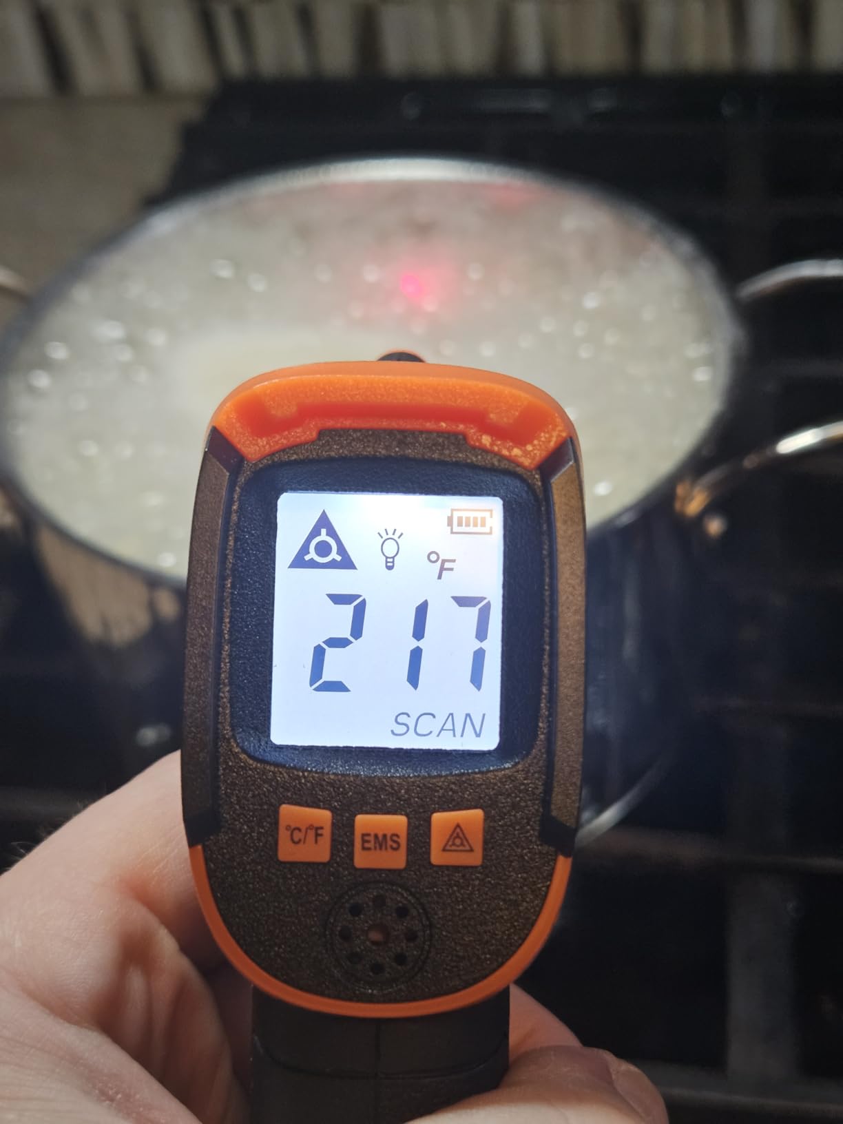 Kizen Infrared Temperature Gun - Handheld Surface Infrared Thermometer for Griddle, Grill, Pizza Oven, Candy, & A/C - Laser Thermometer Gun -58F to 1112F - Surface Temp Gun customer photo 1