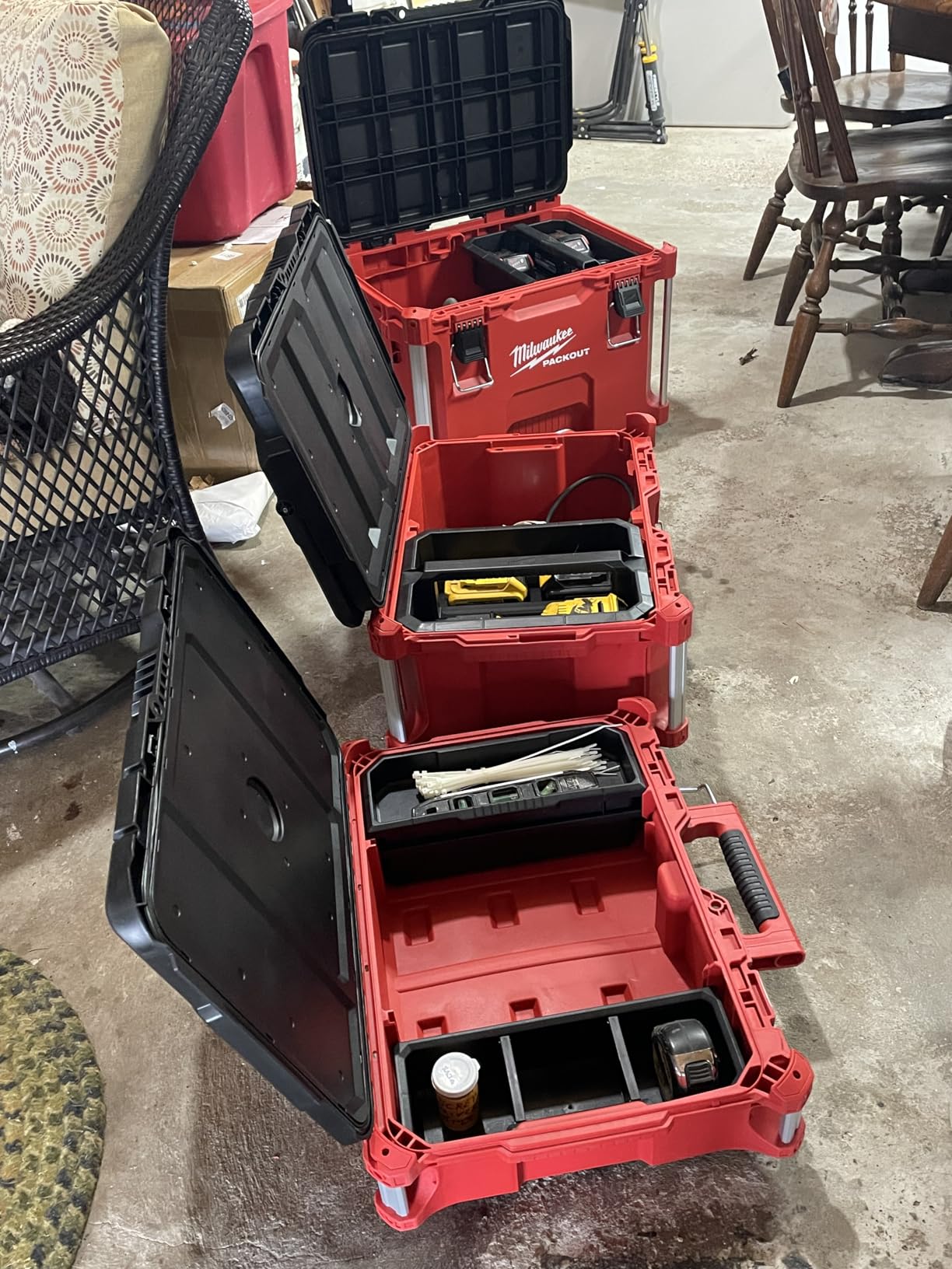 Milwaukee Packout Rolling Modular Stackable Tool Box Storage System, Red customer photo 1