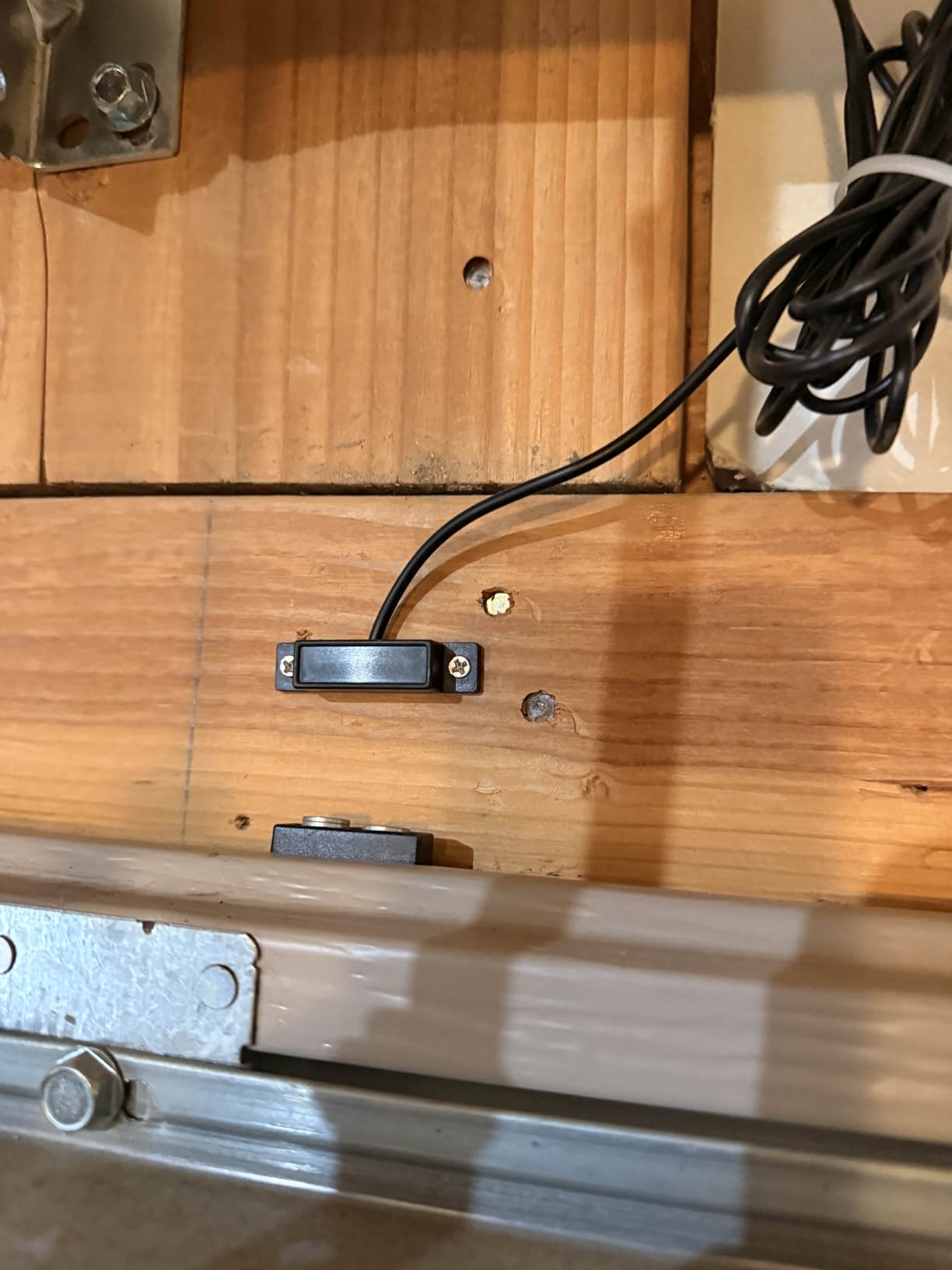 meross Smart Garage Door Opener Remote, Compatible with Apple HomeKit, Siri, CarPlay, Alexa, Google, SmartThings, and Android, Universal WiFi Garage Door Controller customer photo 1