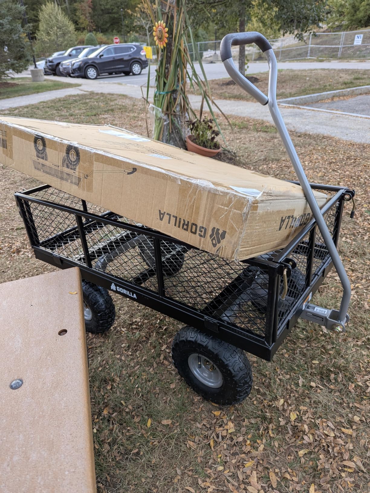 Gorilla Carts Steel Utility Cart, 4 Cu Ft Bed, 800 lb Load Capacity, Black - Heavy-Duty Outdoor Hauling Wagon with Removable Side Panels for Yard, Lawn, Garden or Landscaping customer photo 1