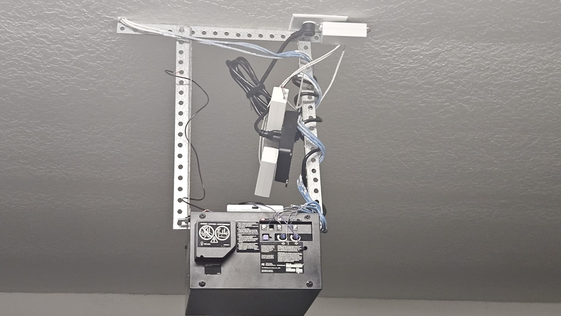 Chamberlain C2405 MYQ Smart Garage Door Opener, Chain Drive, 1/2-HP Motor, Dual Light customer photo 1