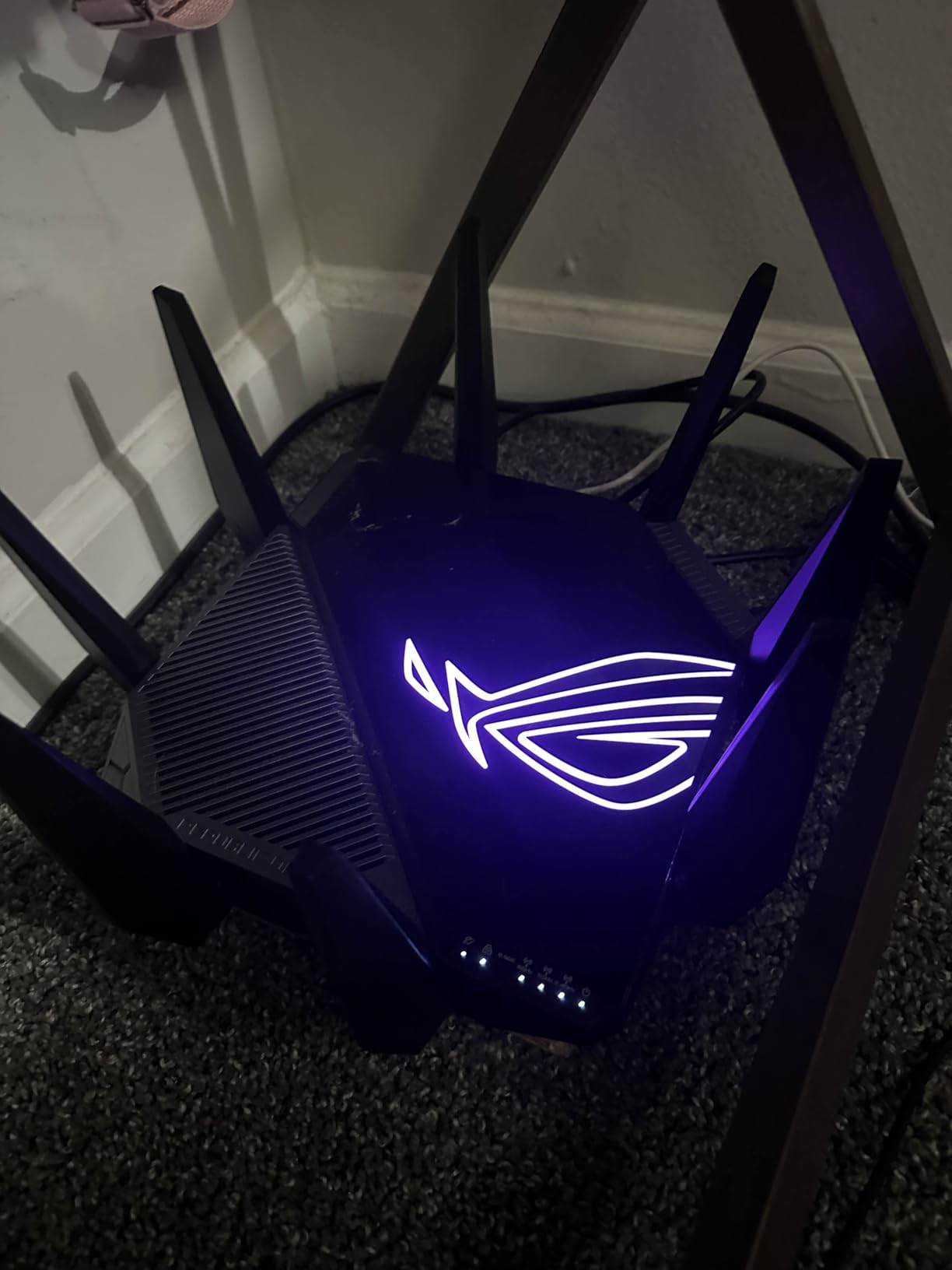 ASUS ROG Rapture GT-AXE11000 Tri-Band WiFi 6E Extendable Gaming Router, 6GHz Band, 2.5G Port, Triple-Level Game Acceleration, VPN Fusion, Subscription-Free Network Security, AiMesh Compatible customer photo 1