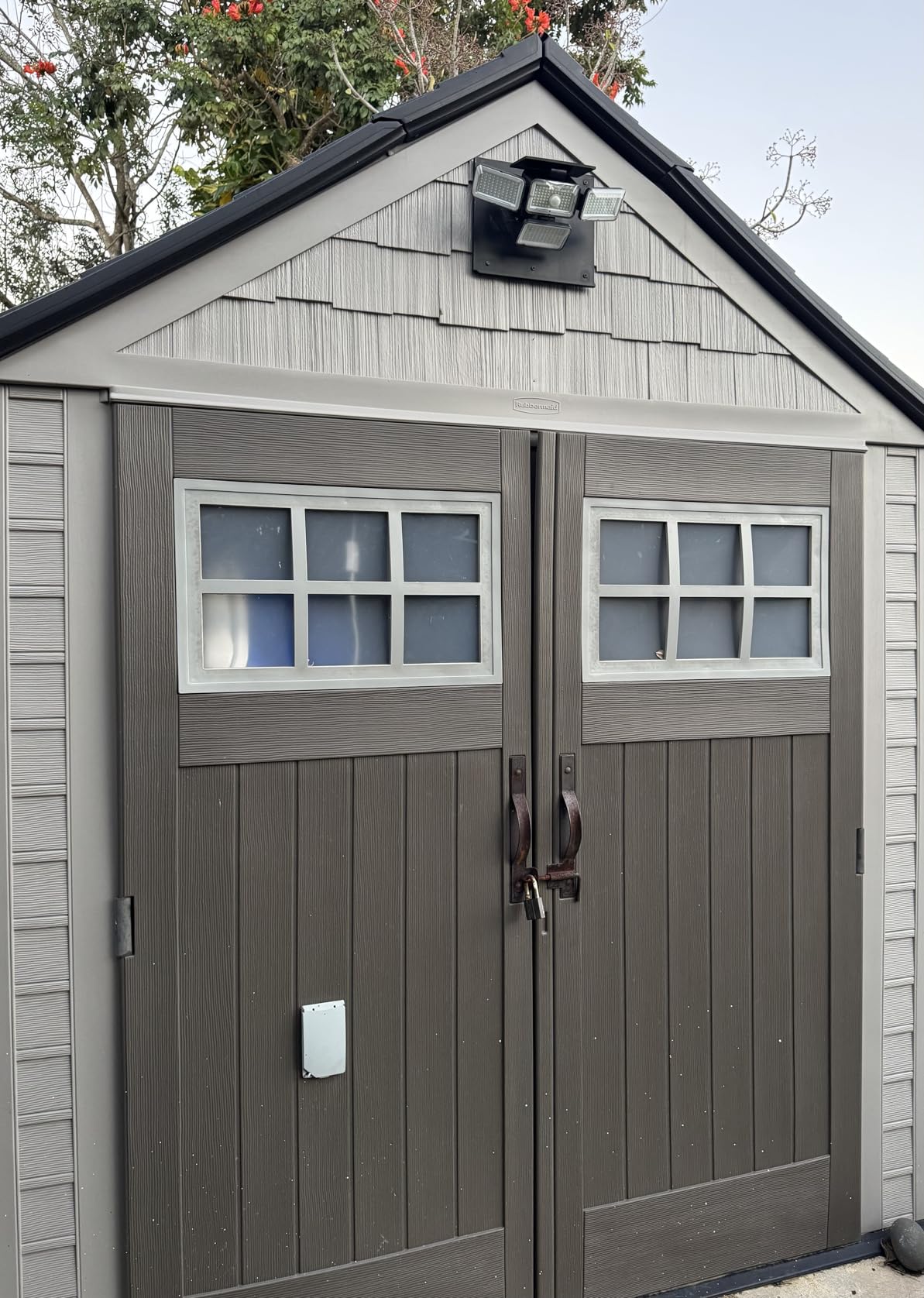 Mokot Solar Lights Outdoor, 288 LED 2800LM Motion Sensor Outdoor Light with Remote Control, 4 Heads IP65 Waterproof Solar Flood Security Lights for Outside Patio Wall -2PACK customer photo 2