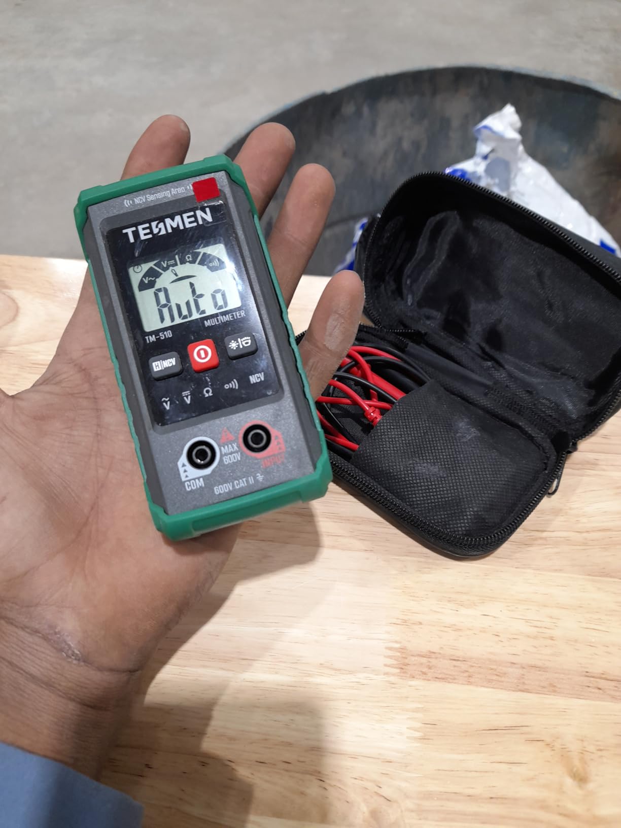 TM-510 Digital Multimeter, 4000 Counts, Smart Measurement, Auto-Ranging Voltmeter; Voltage Tester with Non-Contact Voltage Function, Measures AC/DC Voltage, Resistance, Continuity - Green customer photo 1