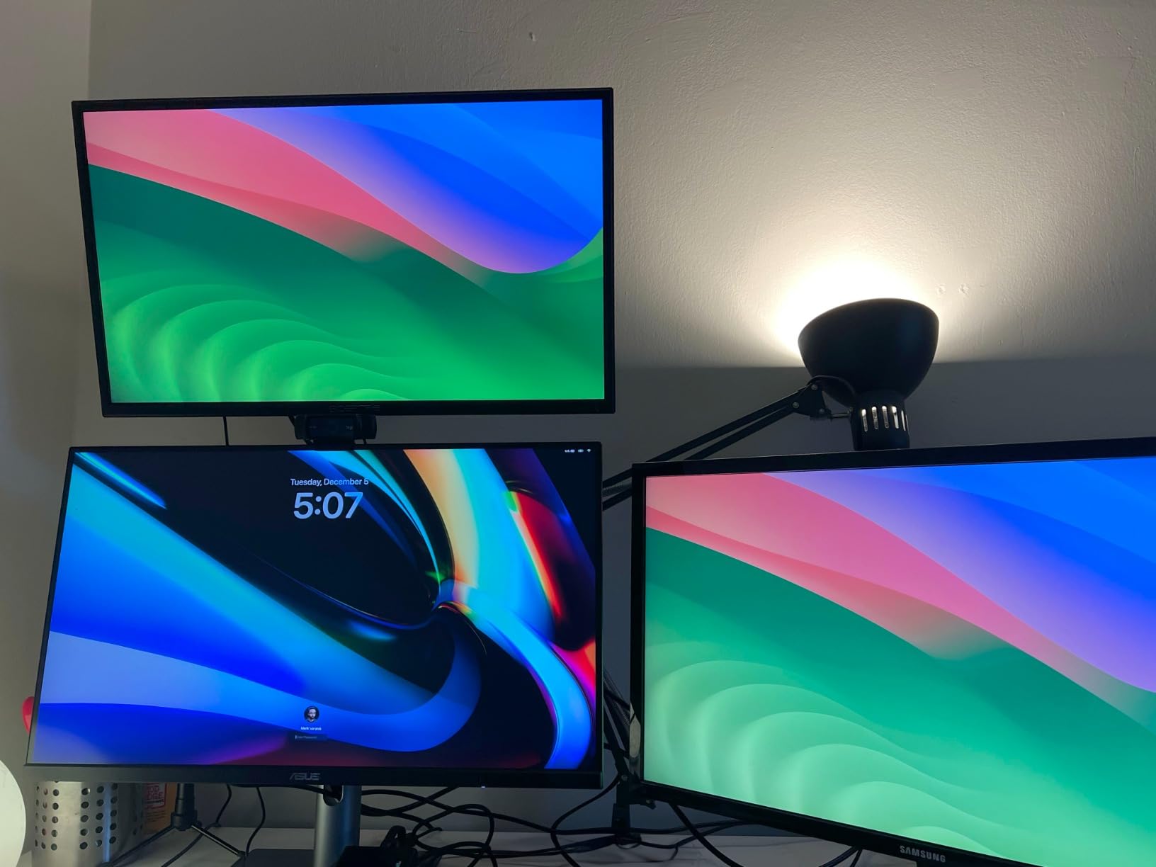 ASUS ProArt Display PA279CRV 27 4K HDR Professional Monitor - IPS, UHD (3840 x 2160), 99% DCI-P3/Adobe RGB, DeltaE < 2, Calman Verified, USB-C PD 96W customer photo 2