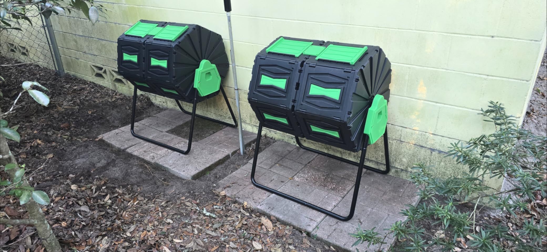 Compost Tumbler, Easy Assemble & Efficient Outdoor Compost Bin, 45 Gallon/170 Liter Large Dual Chamber Rotating Composter for Garden, Kitchen, and Yard Waste, Orange Door customer photo 1