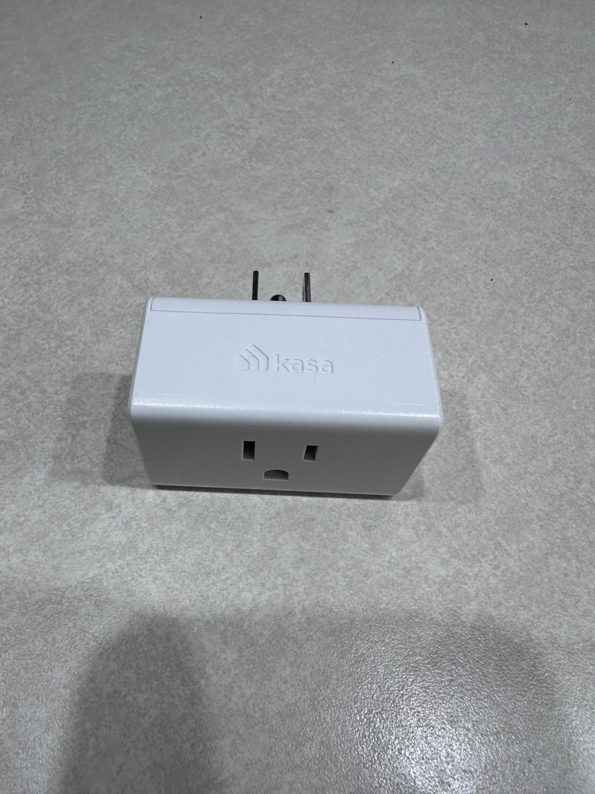 Kasa Smart Plug Mini 15A, Apple HomeKit Supported, Smart Outlet Works with Siri, Alexa & Google Home, UL Certified, App Control, Scheduling, Timer, 2.4G WiFi Only, 2 Count (Pack of 1) (EP25P2), White customer photo 1