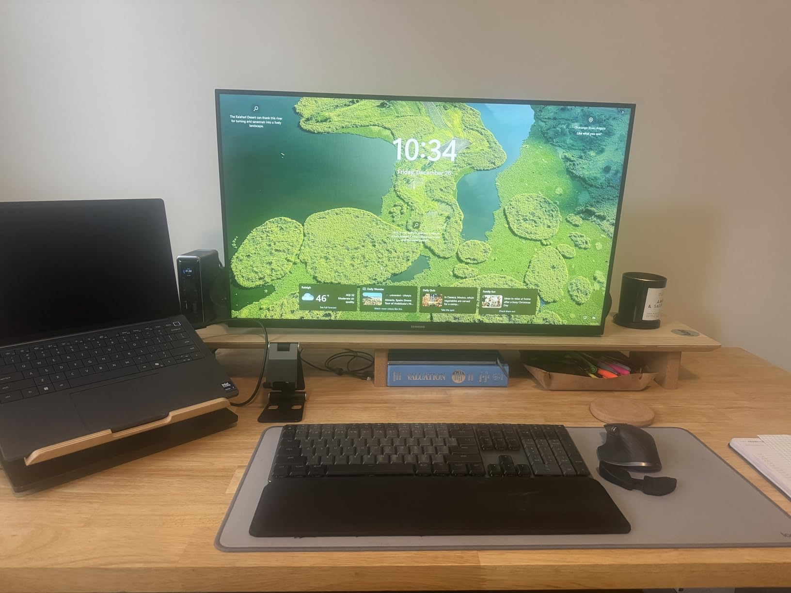 Anker Prime Docking Station, 14-Port with 160W Max Output, 10Gbps Fast Data Transfer, Real-Time Smart Interface, Audio and Ethernet Ports, Dual 4K Displays for Dell, HP, Lenovo and More customer photo 1