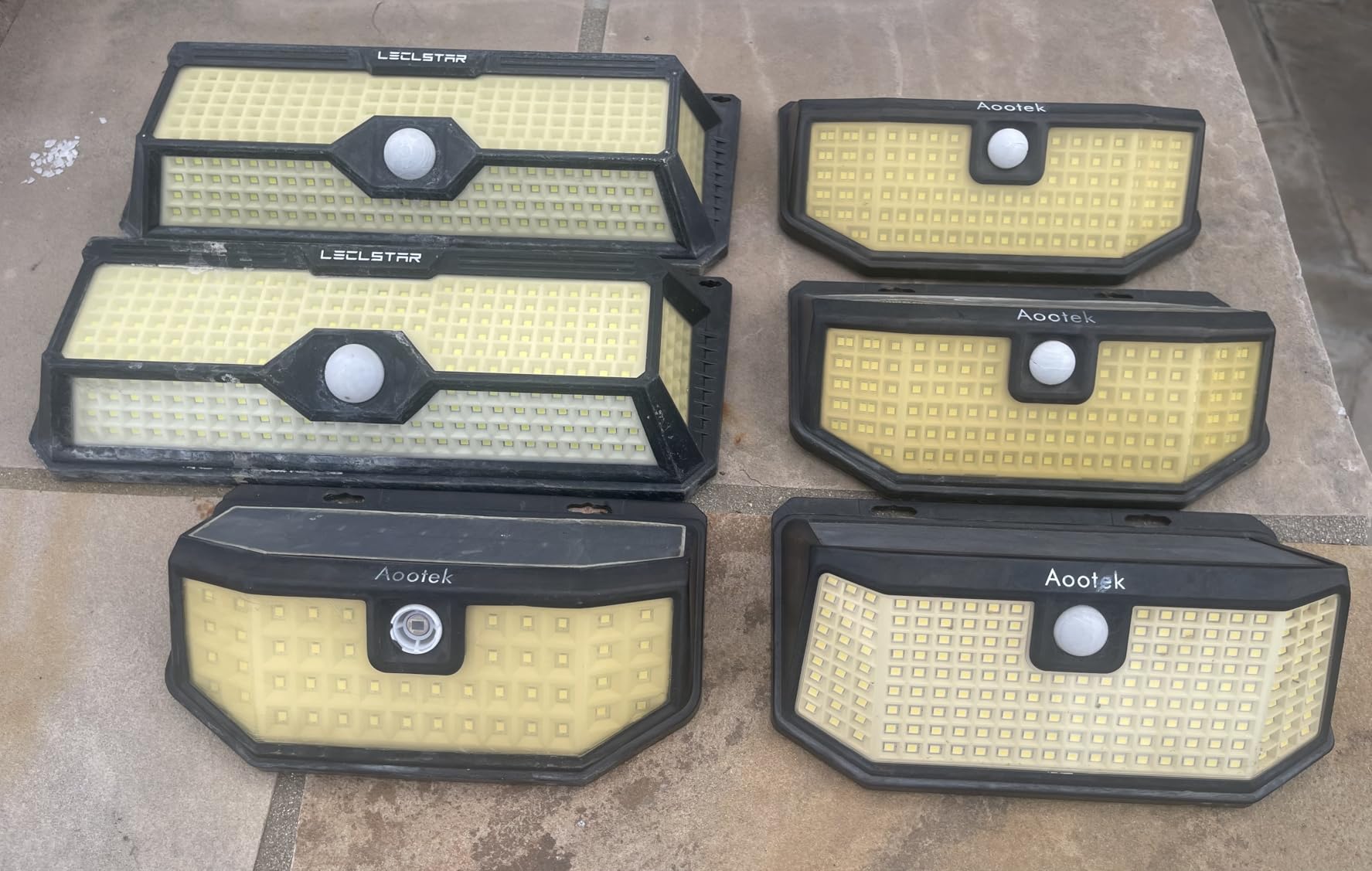 TECKNET 416 LED Solar Lights Outdoor Waterproof, 300° Angle & 3 Lighting Modes Motion Sensor Outdoor Lights, 2 Pack Solar Powered Flood Wall Lights IP66 for Home Patio Fence Yard Deck Garage Street customer photo 2