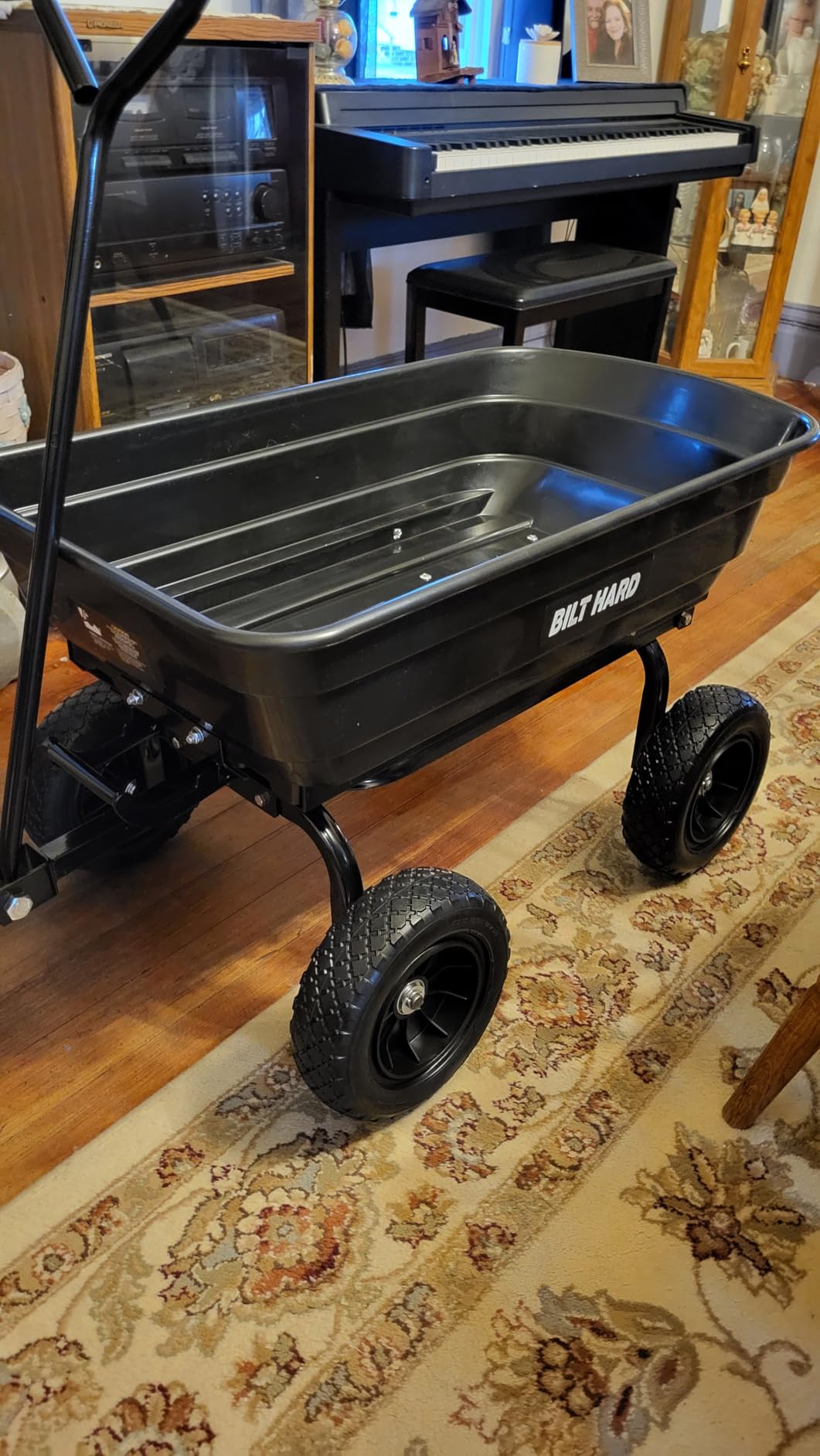 BILT HARD Poly Garden Dump Cart 1200 lbs with No Flat Tires, Quick Release, 2-in-1 Convertible Handle, 7 Cu Ft Dump Wagon Heavy Duty for Yard, Outdoor customer photo 2