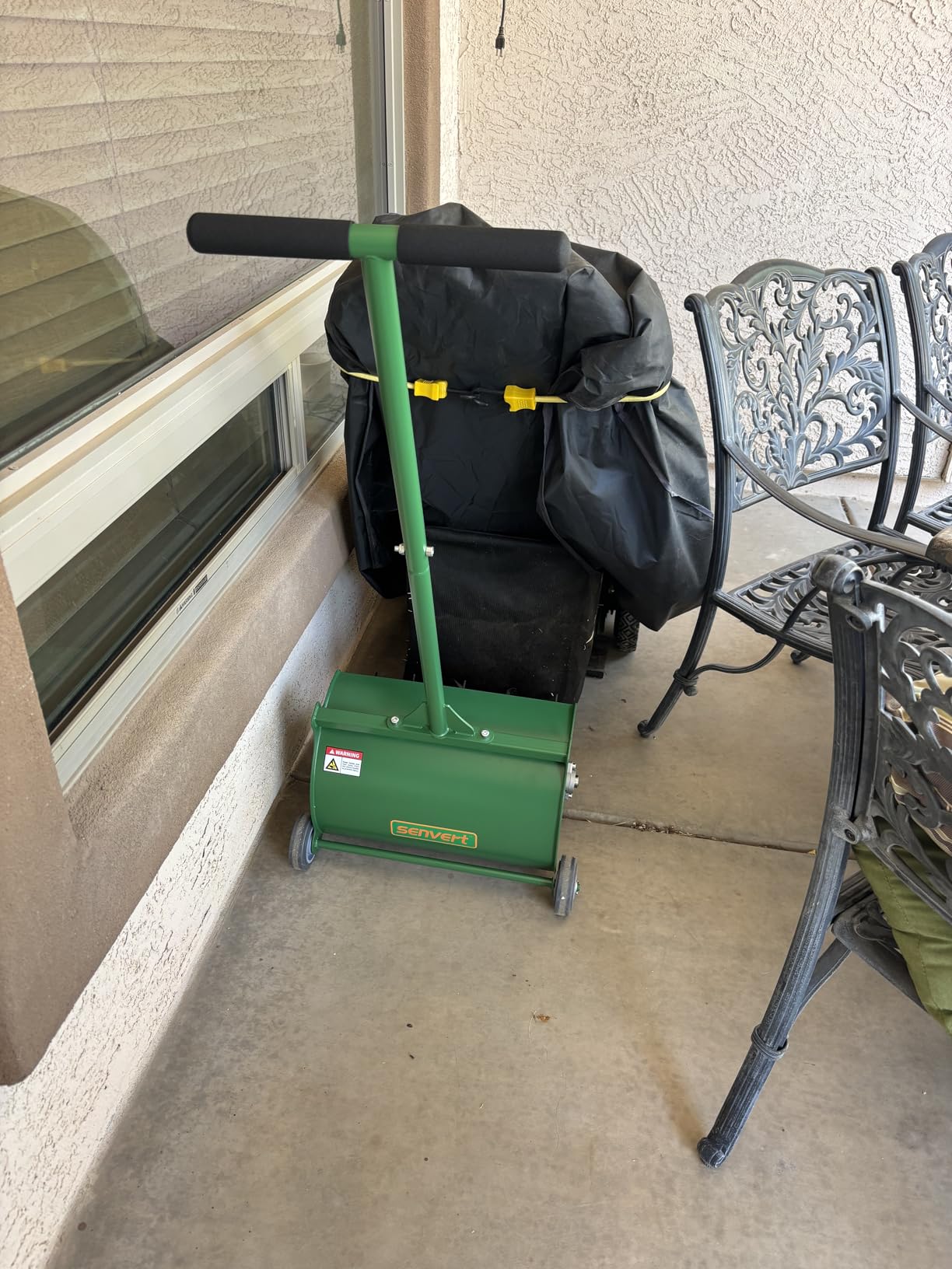 Rolling Lawn Aerator, Heavy Duty Push Spike Aeration Tool Up to 55 lbs, Manual Rotary Grass Aerator for Garden and Yard Use customer photo 1