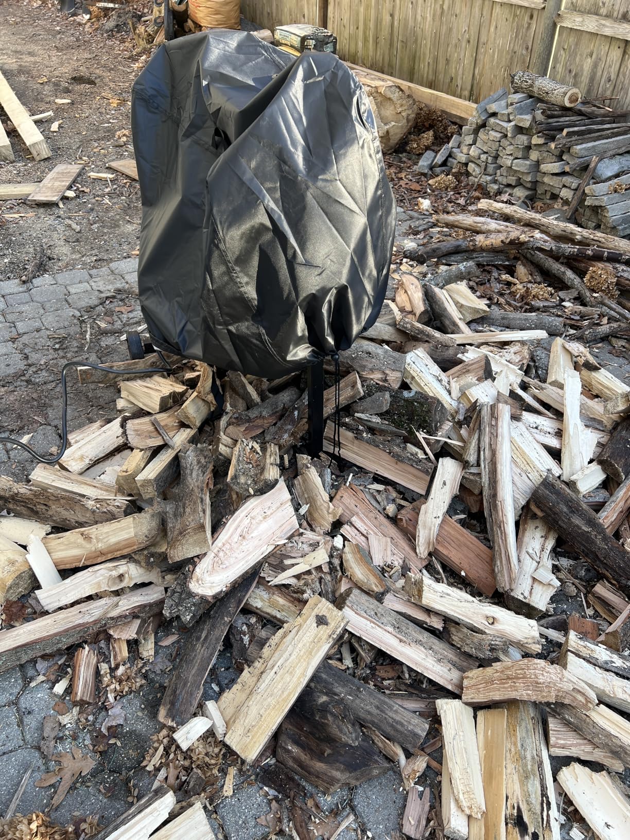 BILT HARD 6.5 Ton Electric Log Splitter with Stand - 15 Amp Motor Wood Splitter with Hydraulic Ram, Electric Firewood Splitting Machine Firewood Processing, Home Heating, and Yard Maintenance customer photo 2