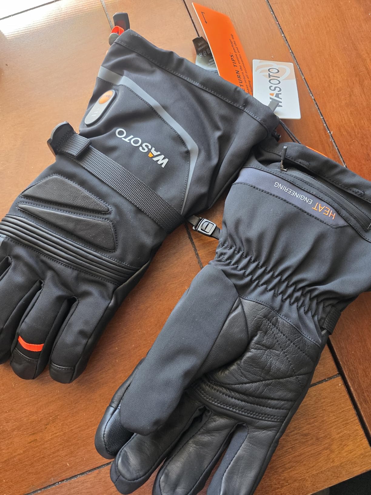 WASOTO Heated Gloves for Men Women,7.4V Battery 22.2WH Rechargeable Electric Heated Leather Gloves for Winter Outdoor Work Motorcycle Riding Skiing Snowboarding Hiking Camping Raynaud customer photo 2