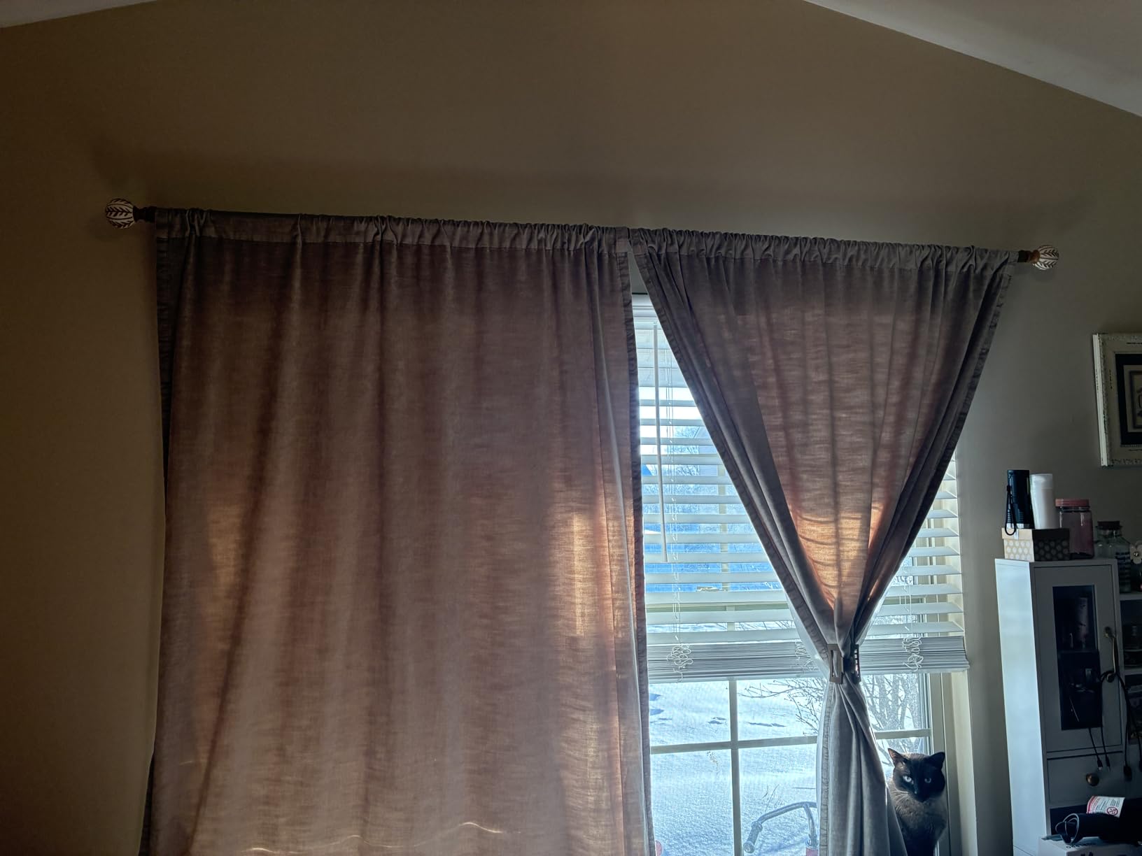QDWIS 2 Pack Boho Wood Curtain Rods: Sturdy Style for Your Windows – Review Image
