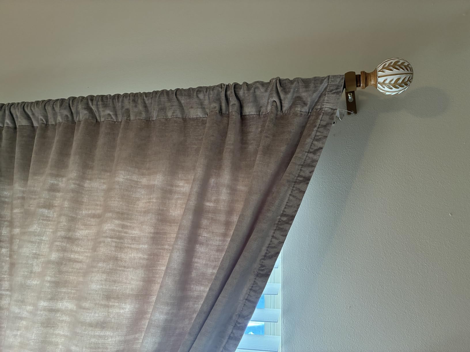 QDWIS 2 Pack Boho Wood Curtain Rods: Sturdy Style for Your Windows