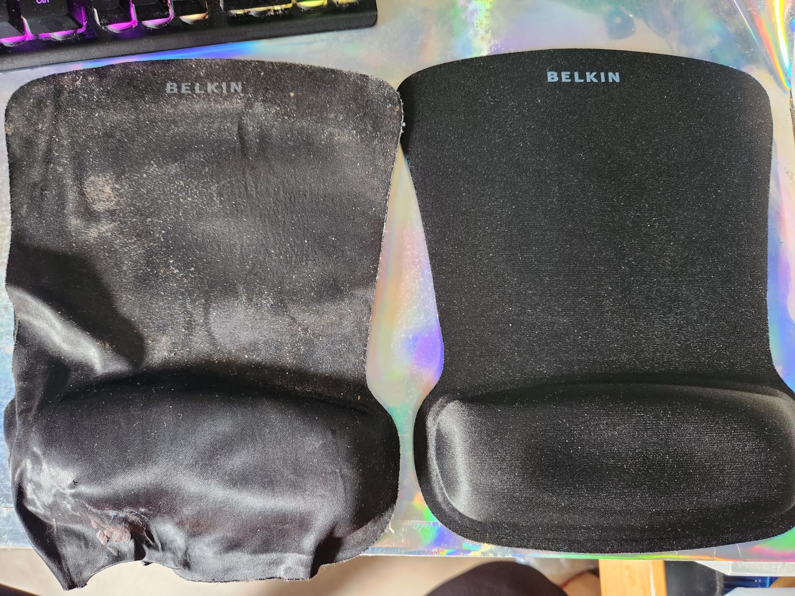 Belkin WaveRest Gel Mouse Pad, Black (F8E262-BLK), 1 Pack customer photo 2