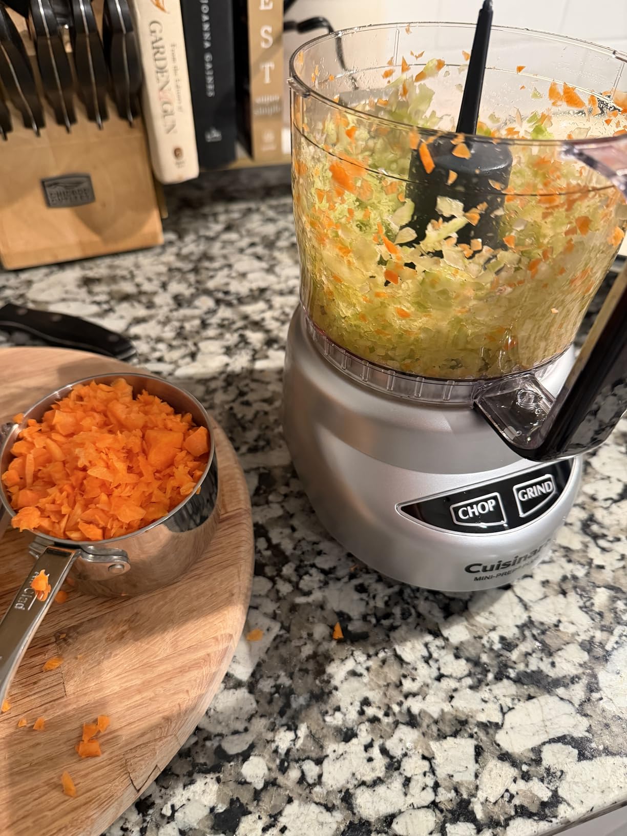 Cuisinart Mini-Prep Plus Food Processor, 24-Ounce Mini Food Processor to Chop Herbs, Vegetables, and Hard Cheese, 24-Ounce Work Bowl, Reversible Stainless Steel Blade, DLC-2ABC, Brushed Chrome customer photo 2