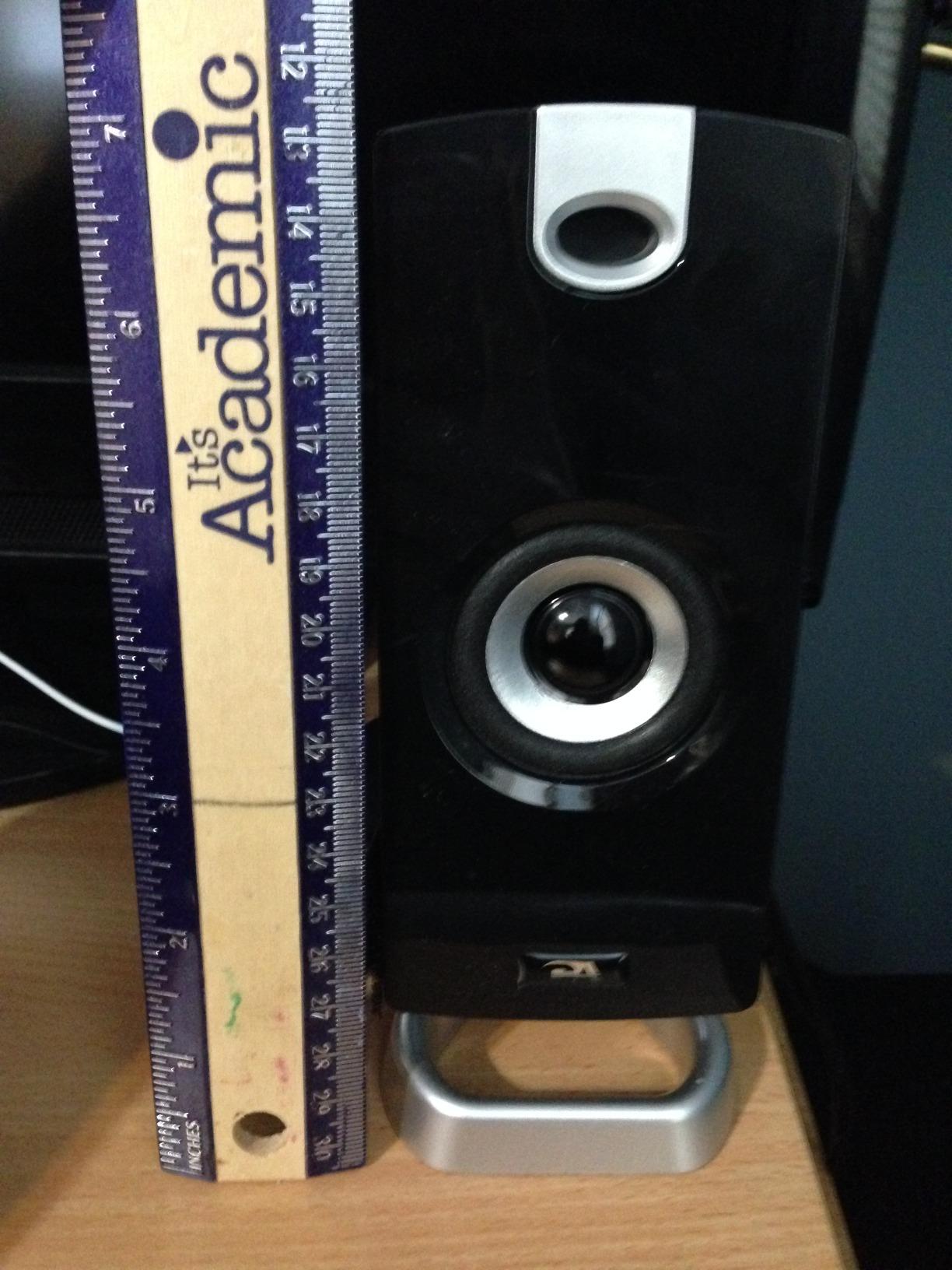 Cyber Acoustics CA-3090 2.1 Speaker System with Subwoofer with 18W of Power - Easy Setup and Convenient Controls, Great for Music, Movies, and Gaming customer photo 1