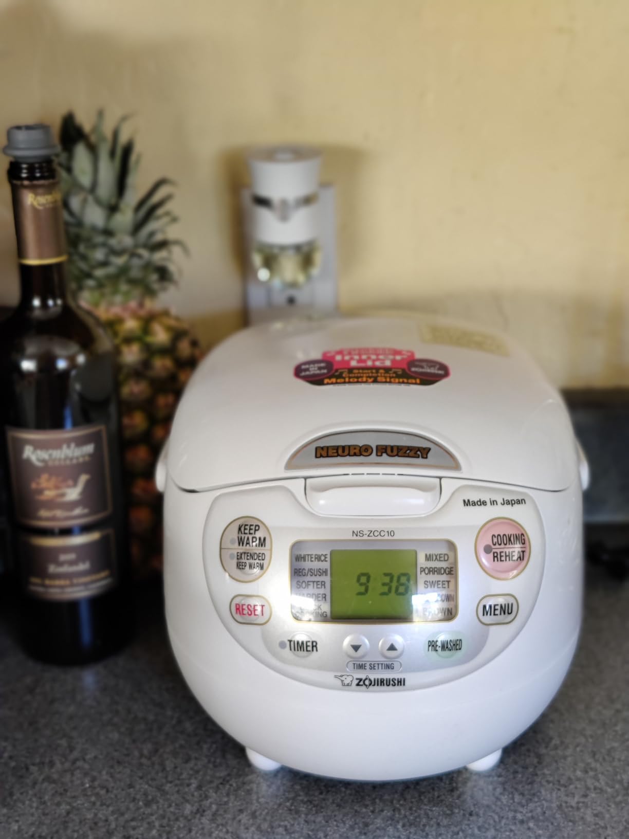 Zojirushi NS-ZCC10 5-1/2-Cup Neuro Fuzzy Rice Cooker and Warmer, Premium White customer photo 2
