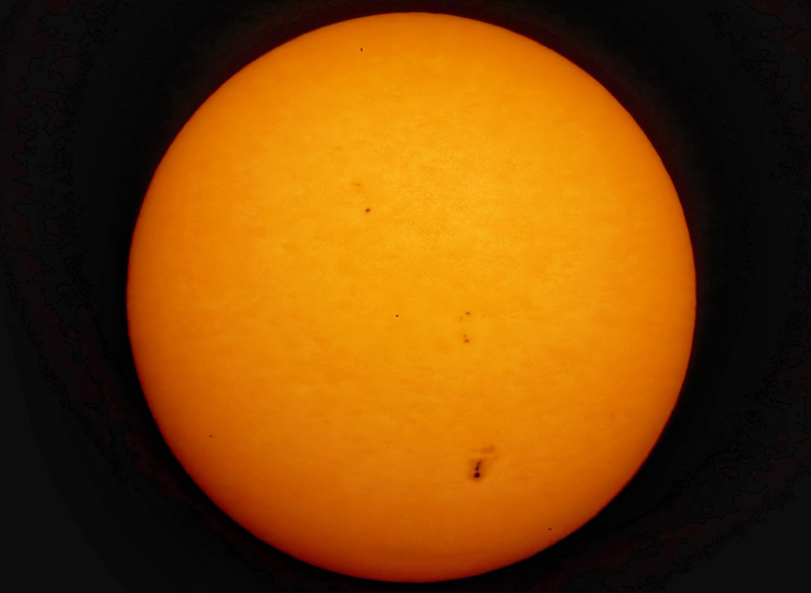 Celestron - EclipSmart Safe Solar Eclipse Telescope Filter - Meets ISO 12312-2:2015(E) Standards - Works with Existing 127 and 130 Telescopes customer photo 2