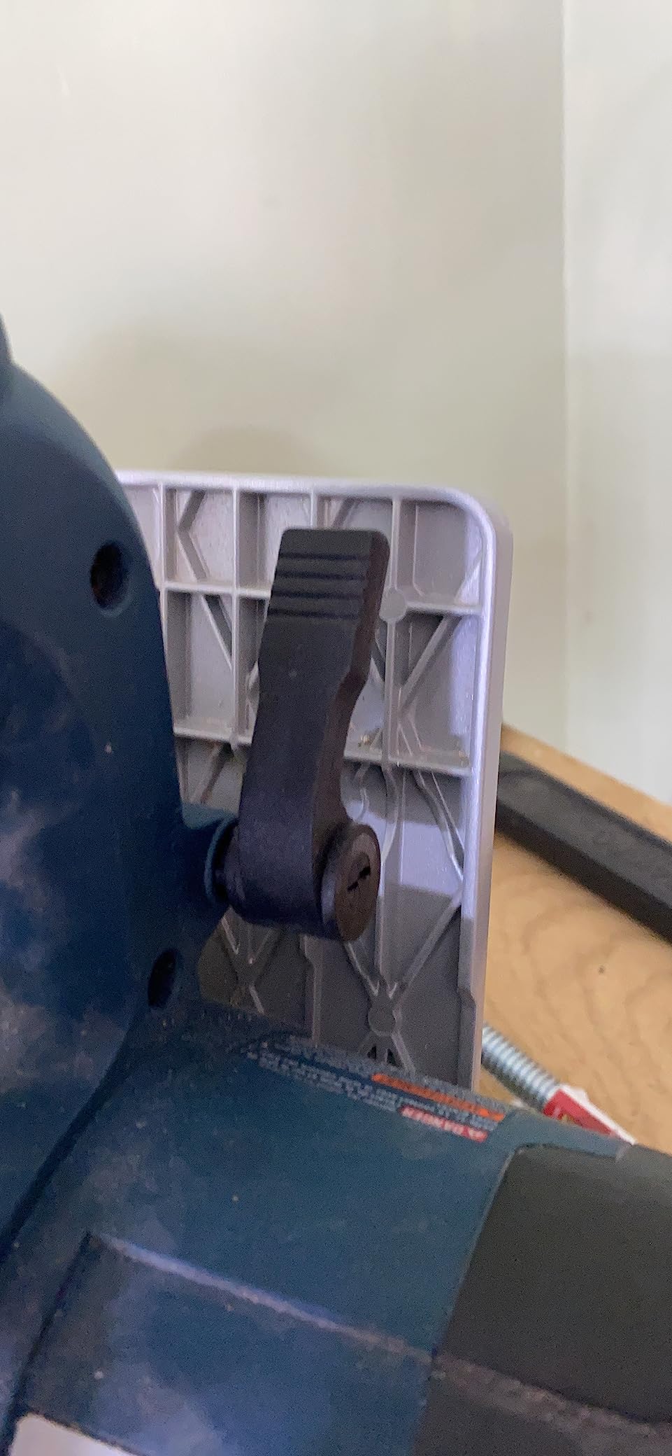 Bosch CS10 7-1/4 In. Circular Saw customer photo 1