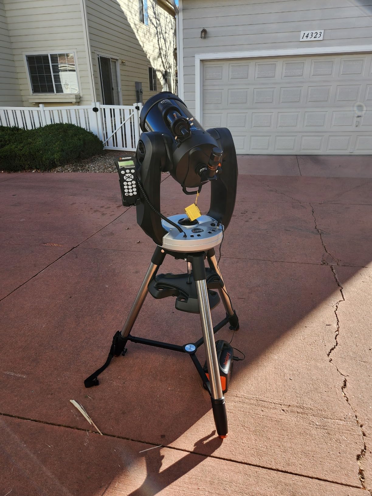 Celestron CPC 1100 StarBright XLT GPS Schmidt-Cassegrain 2800mm Telescope with Tripod and Tube customer photo 3