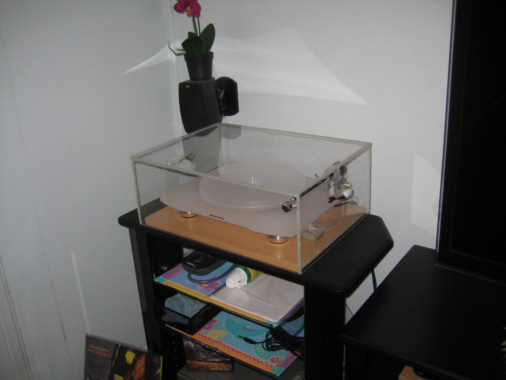 Marantz TT-15S1 Manual Belt-Drive Premium Turntable with Cartridge Included | Floating Motor for Low-Vibration & Low-Resonance | A Smart, Stylish Option for Vintage Vinyl Records customer photo 1