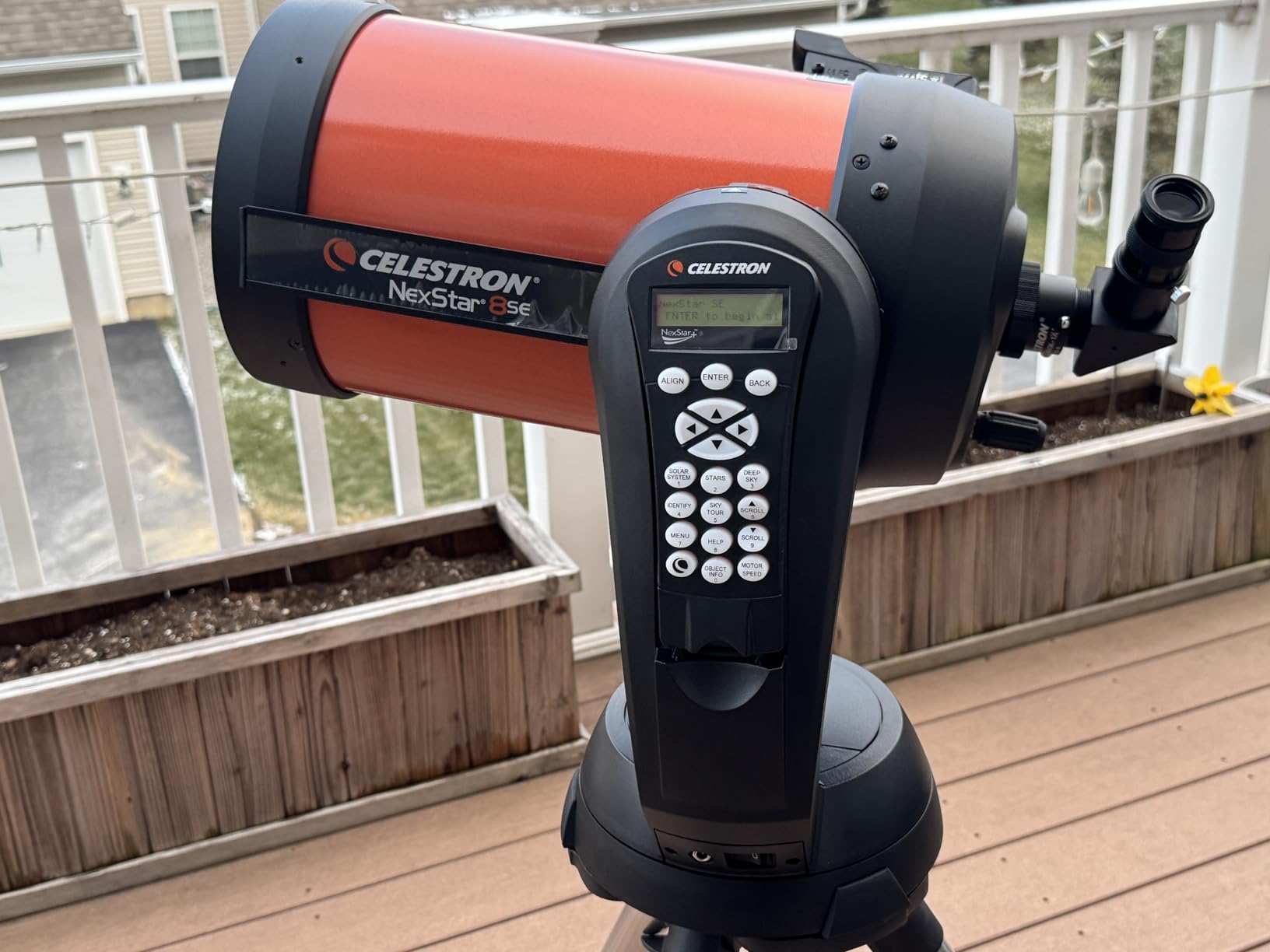 Celestron NexStar 6SE Computerized Telescope - 6-Inch Schmidt-Cassegrain Optical Tube - Fully Automated GoTo Mount with SkyAlign - Ideal for Beginners and Advanced Users - 40,000+ Object Database customer photo 1