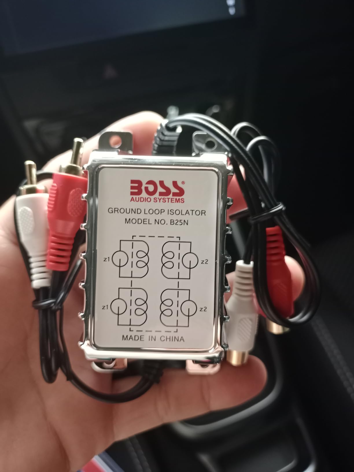 BOSS Audio Systems B25N Noise Filter for Car Sound Systems - Ground Loop Isolator for Crossover Stereo Equalizer Amplifier Subwoofer customer photo 2