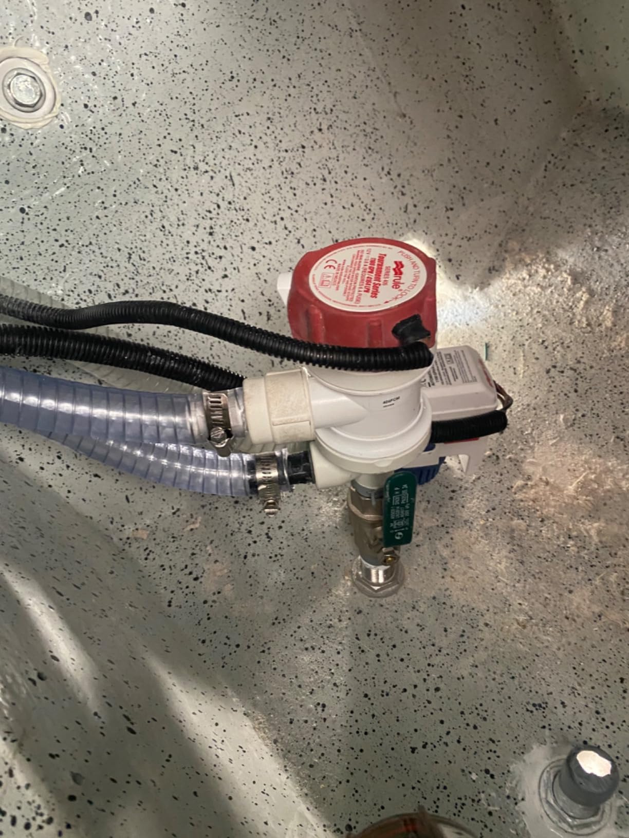 Rule 405FC Livewell / Baitwell Pump, Tournament Series, Removable Motor Cartridge, 1100 GPH, 12 Volt customer photo 2