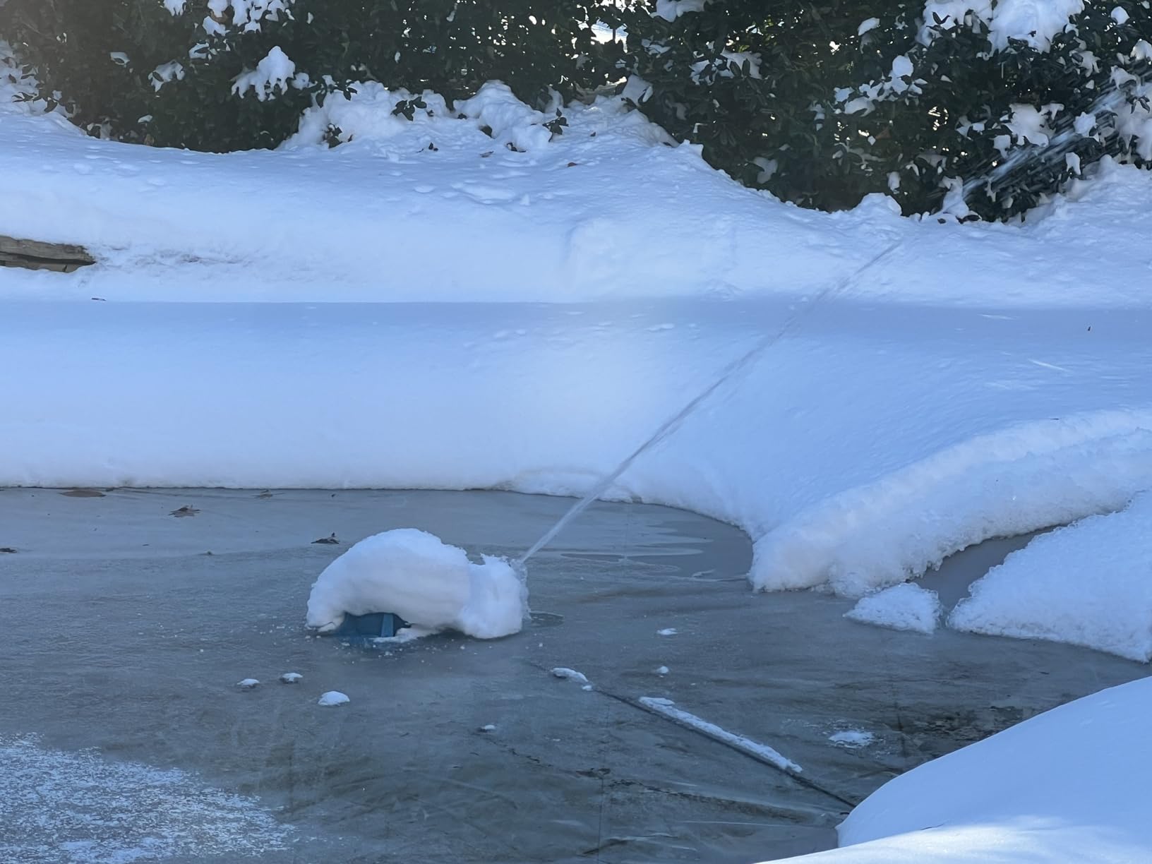 Little Giant APCP-1700 115-Volt, 1/3 HP, 1745 GPH, Automatic, Submersible, Swimming Pool Cover Pump with 25-Ft. Cord, Light Blue, 577301 customer photo 1