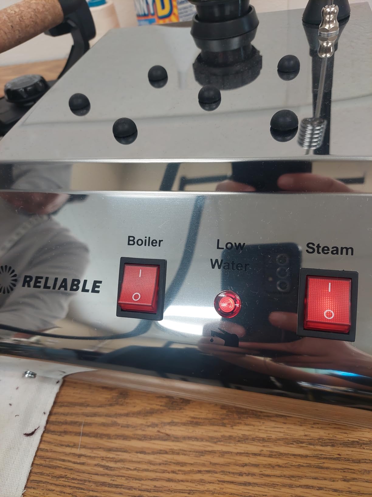 3000IS Professional Steam Iron Station - 1800W customer photo 1