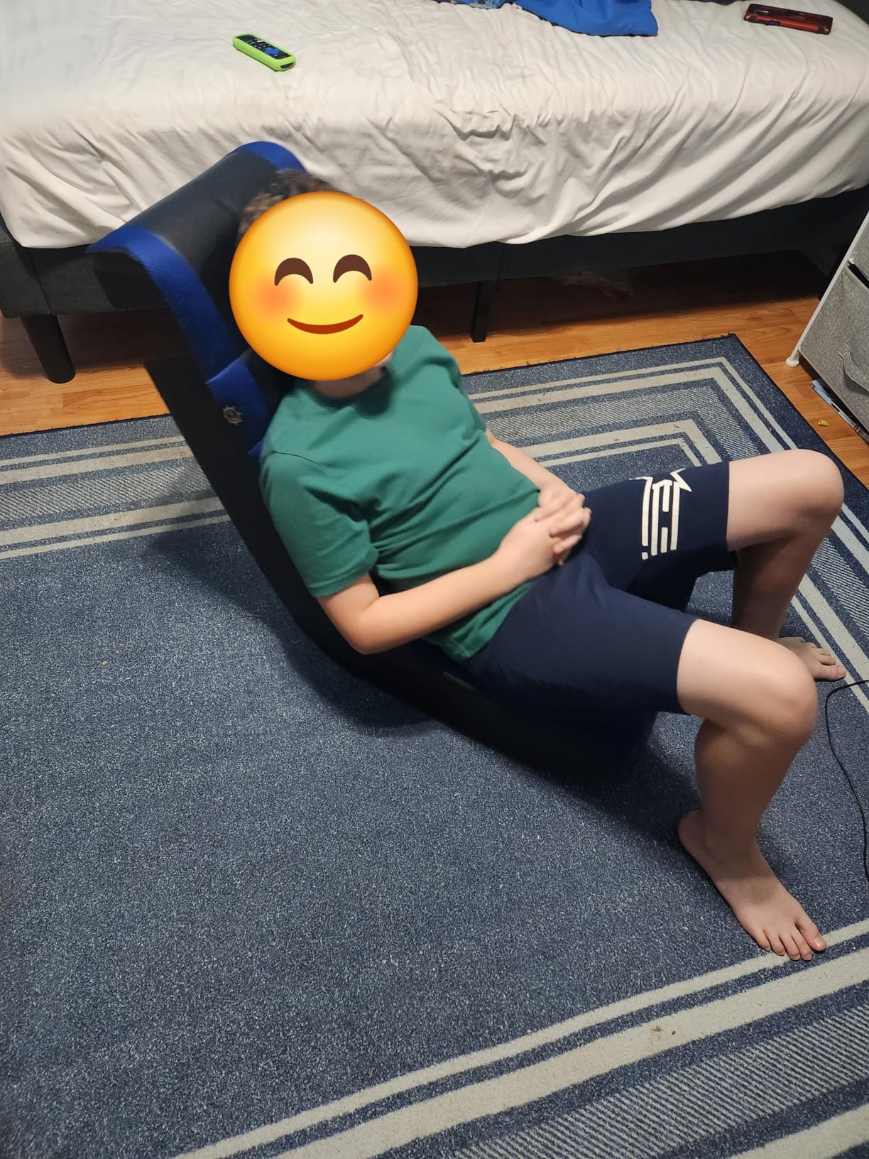 The Crew Furniture Classic Video Rocker Floor Gaming Chair, for Kids and Teens, PU Faux Leather & Polyester Mesh, Black/Red customer photo 2